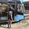 В Саратове росгвардейцы задержали пьяного дебошира в трамвае